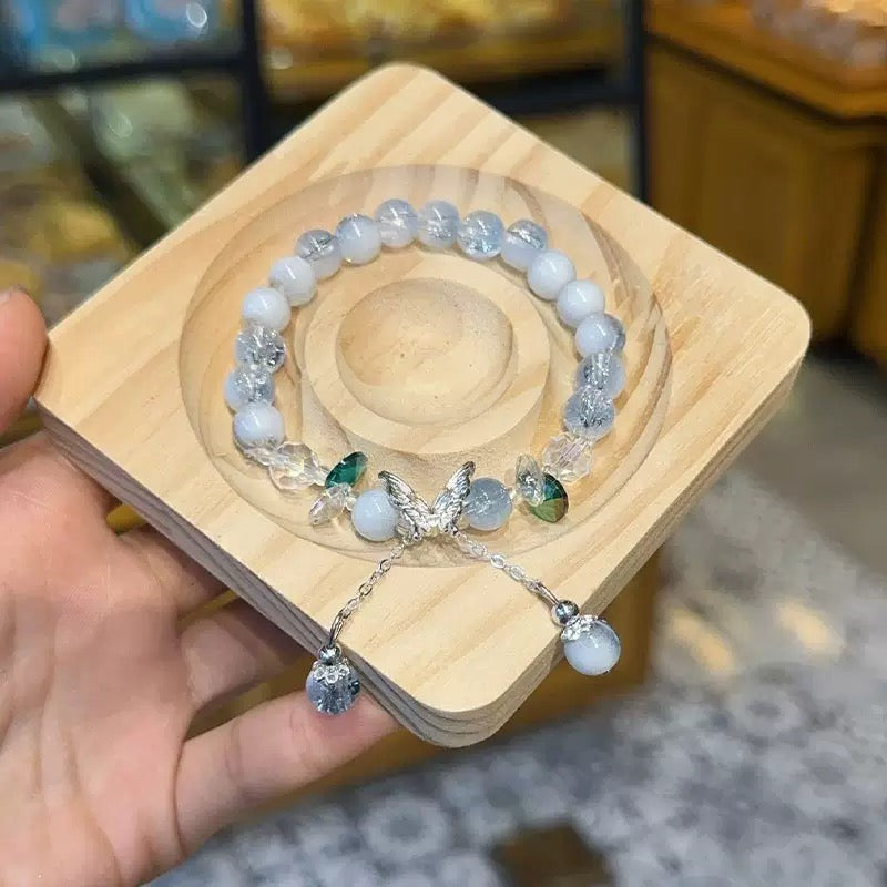 Mia's Bracelet Scoop 4